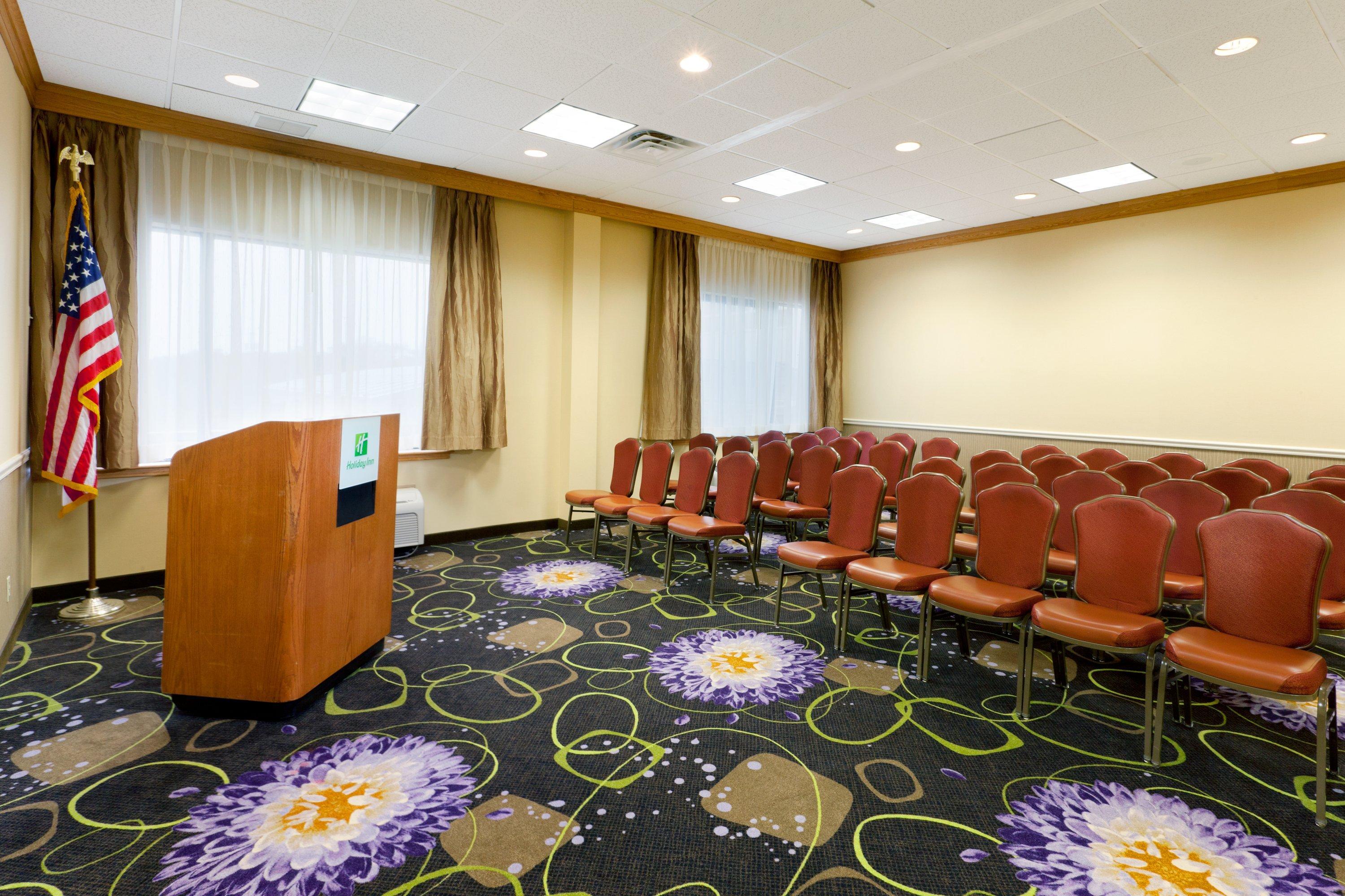 Holiday Inn Clark - Newark, An Ihg Hotel Business photo